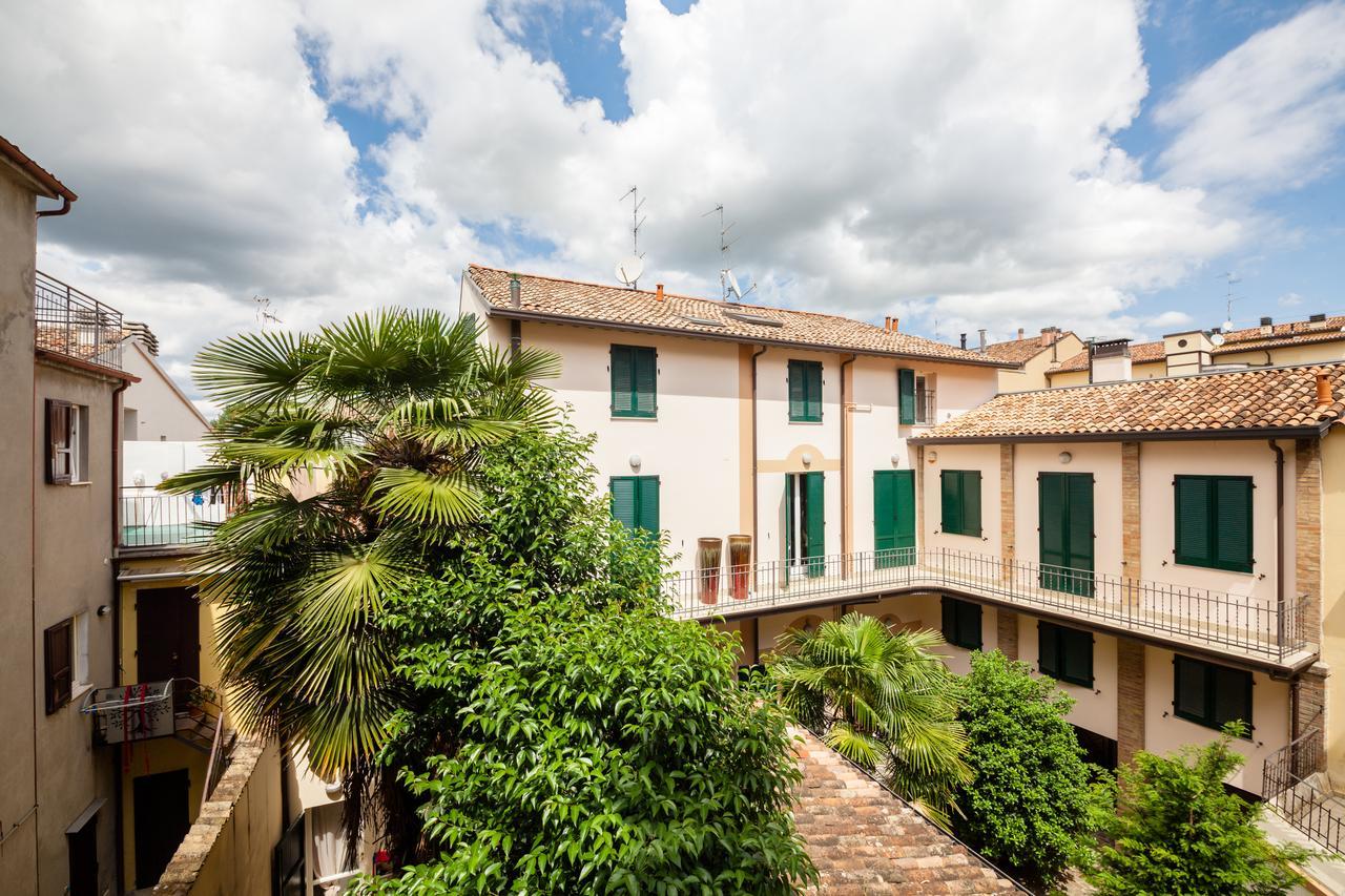 Romagnabnb Studio Mazzini Apartamento Forlì Exterior foto